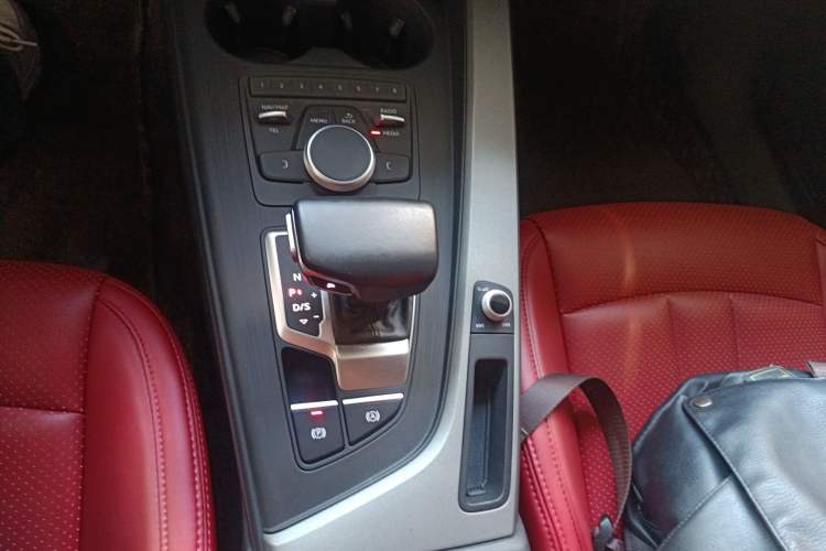 Used Audi A4L 2018 30th Anniversary Edition 40 TFSI Trendy Model