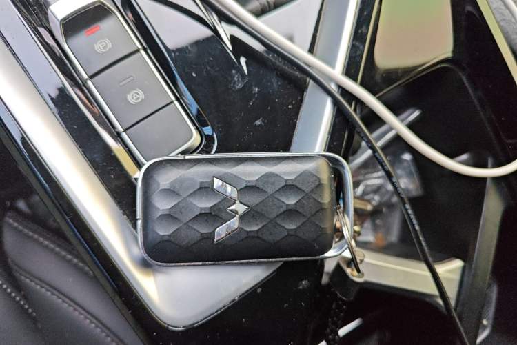 Used Wuling Asta 2021 1.5T CVT Starlight Edition
