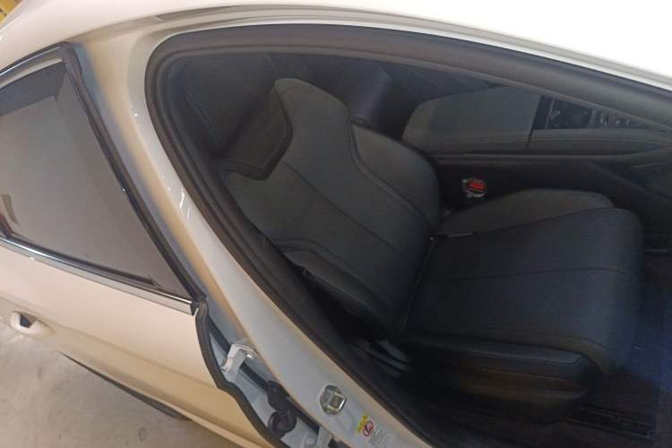 Used BYD Qin L 2024 DM-i 120KM Leading Model
