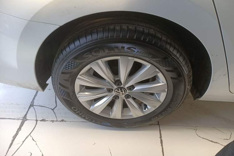 Used Volkswagen Lavida 2023 New Rui 1.5L Automatic New Yi Edition