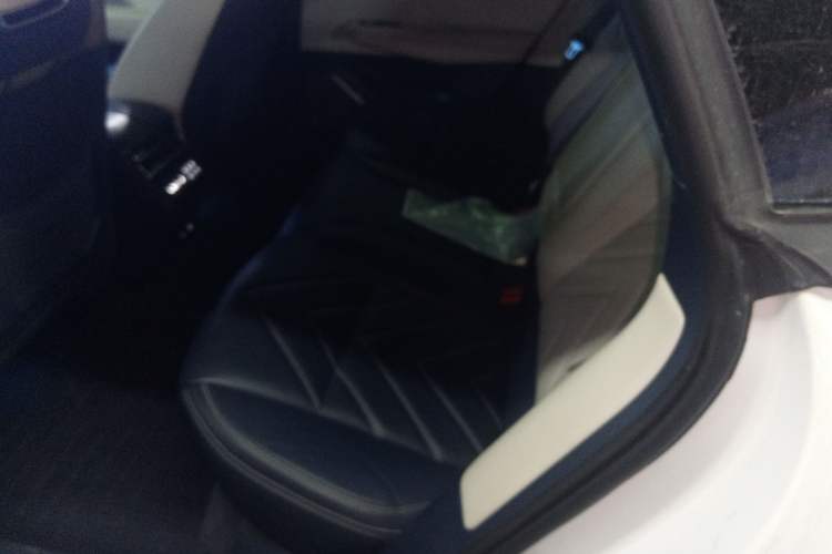 Used Zeekr 001 2021 Ultra-Long Range Dual-Motor YOU Version
