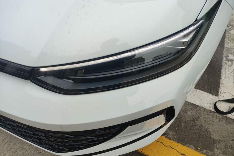 Used Volkswagen Lavida 2026 Pro 300TSI Starry Zhi Yi Edition
