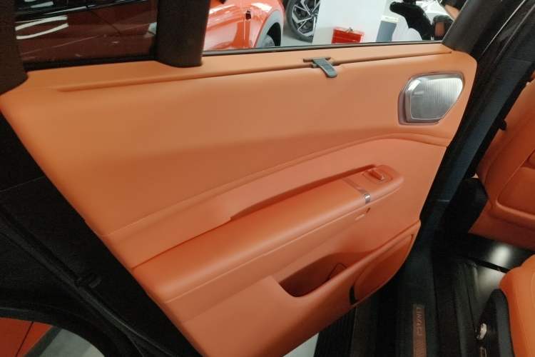 Used Lynk & Co 900 2025 1.5T Ultra
