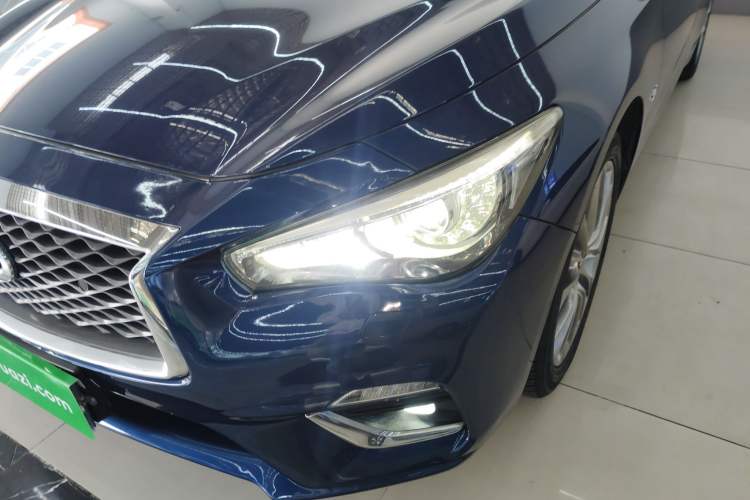 Used Infiniti Q50L 2018 2.0T Enjoyment Version China VI Standard