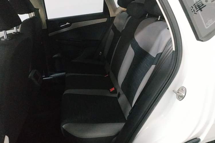 Used Jetta VS5 2023 280TSI Automatic Trend Edition
