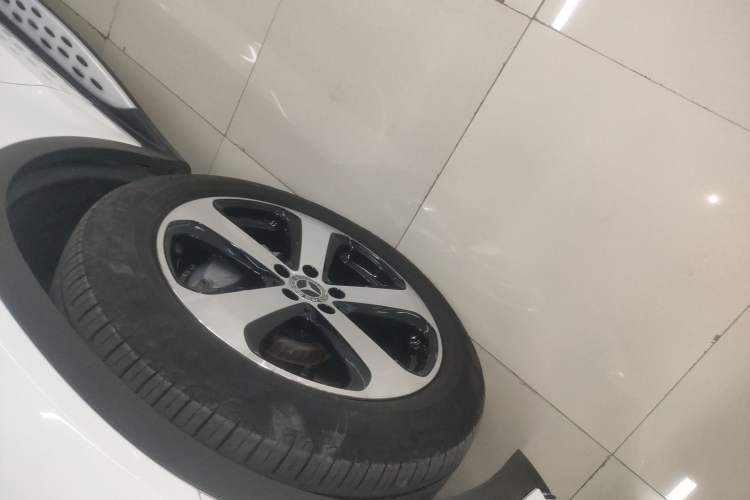 Used Mercedes-Benz GLC 2019 Facelift GLC 260 L 4MATIC Luxury Model