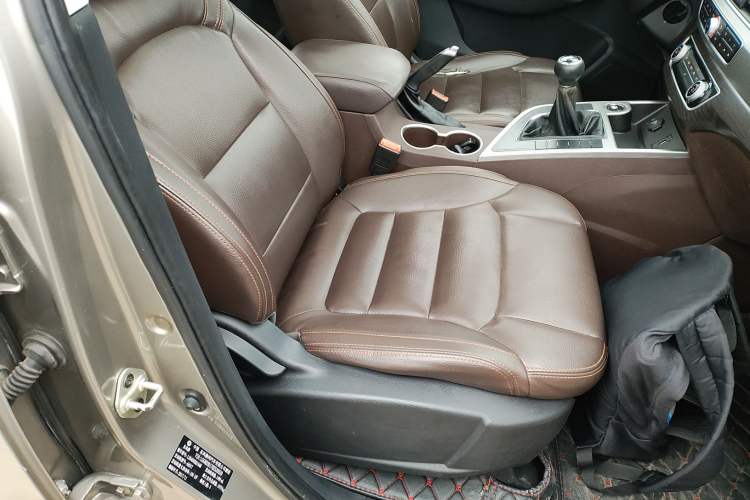 Used FORTHING Joyear X5 2017 Jingxiang Series 1.5T Manual Luxury Model