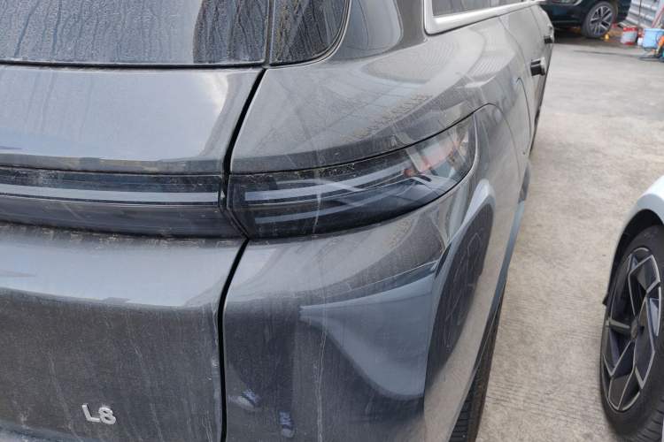 Used Li Auto L8 2025 Ultra Smart Refreshed Edition
