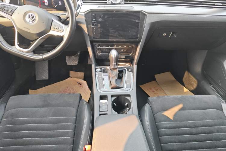 Used Volkswagen Magotan 2020 330TSI DSG Luxury Edition
