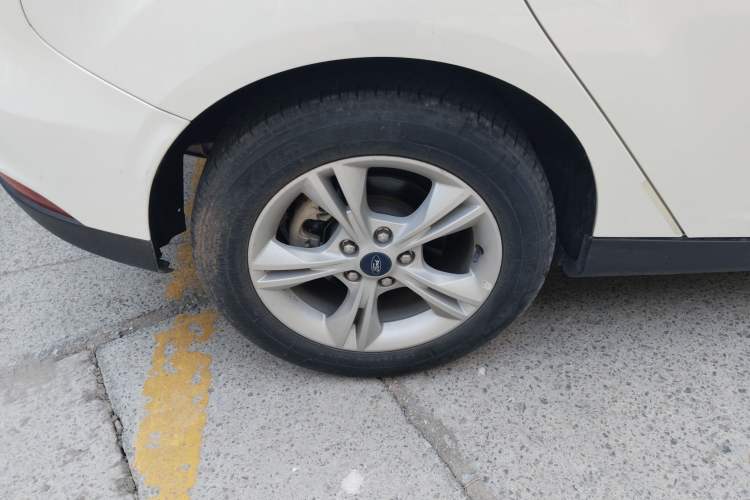 Used Ford Focus 2018 Hatchback Classic 1.6L Automatic Comfort Plus SmartDrive Edition
