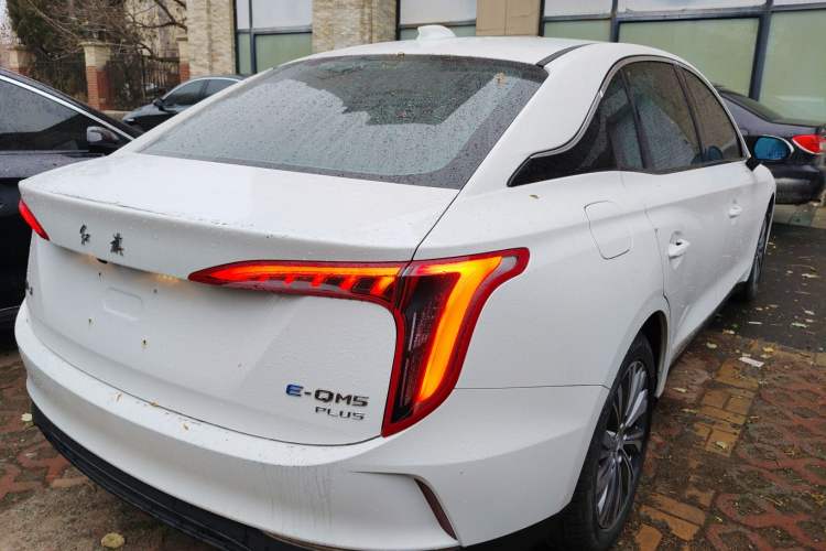 Used Hongqi E-QM5 2023 620km PLUS
