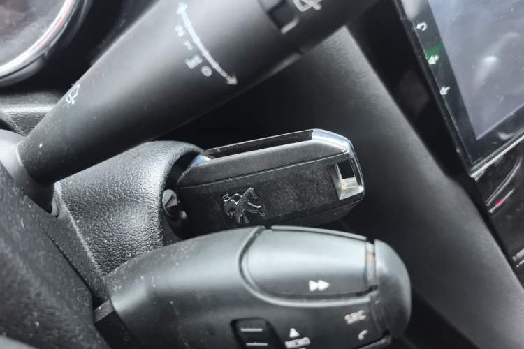 Used Peugeot 3008 2015 1.6THP Automatic Trend Edition