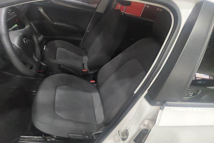 Used Volkswagen Santana 2017 Haval H6 1.6L Automatic Fashion Edition
