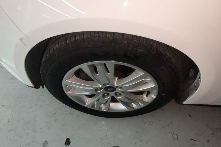 Used Ford Focus 2012 Sedan 1.6L Manual Comfort Model