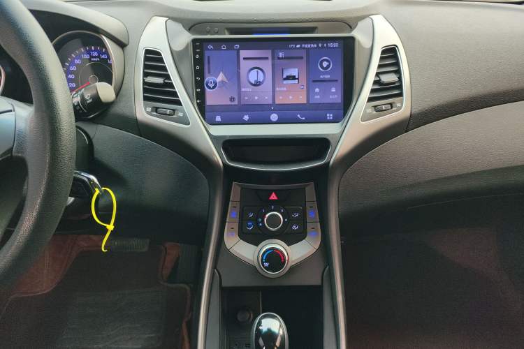 Used Hyundai Elantra 2015 1.6L Automatic Fashion Model
