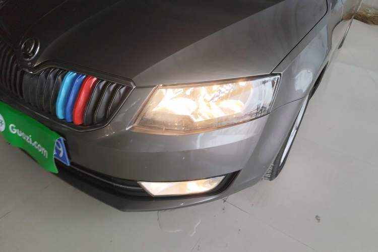 Used Skoda Octavia 2015 1.6L Automatic Yijun Edition
