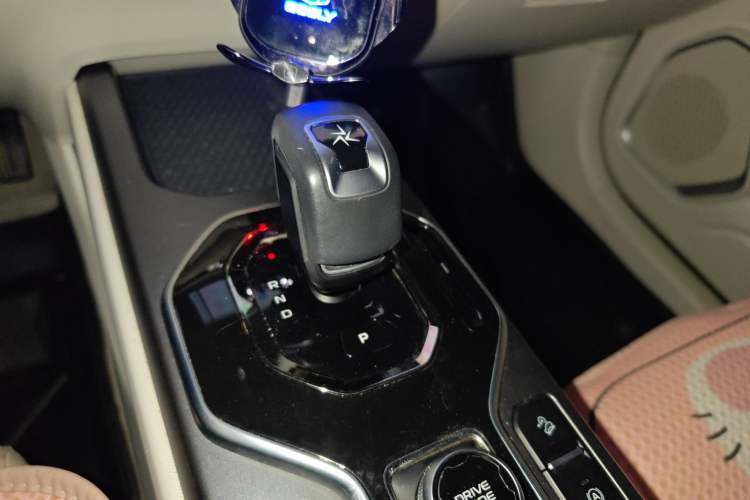 Used Geely Auto icon 2023 1.5TD Chocolate Smoothie Edition
