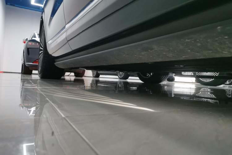 Used Hima AITO M9 2025 All-Electric Ultra Version 100 kWh 5-Seater Model
