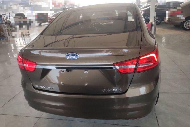 Used Ford Escort 2015 1.5L Manual Fashion Edition
