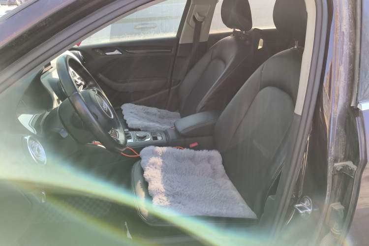 Used Audi A3 2014 Limousine 35 TFSI Automatic Fashion Model
