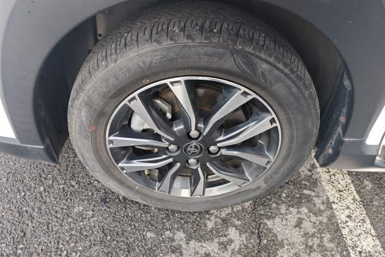 Used Toyota YARiS L 2020 X-Trail X 1.5L CVT Luxury Edition