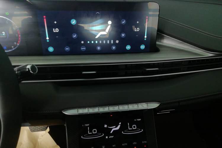 Used Chery Tiggo 8 PLUS 2021 290TGDI DCT Haoting Edition+
