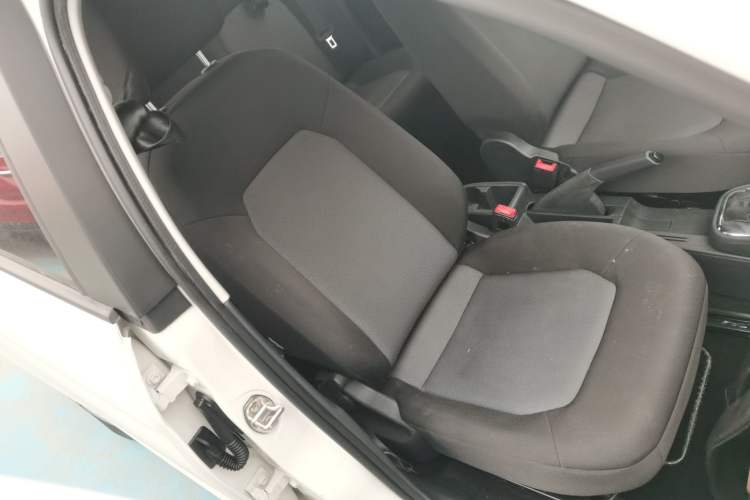 Used Volkswagen Jetta 2015 Value Edition 1.6L Automatic Fashion Version