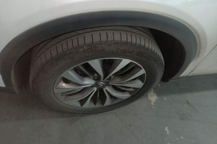 Used GAC Trumpchi GS8 2017 320T Two-Wheel Drive Luxury Smart Connectivity Version (7 Seats)
