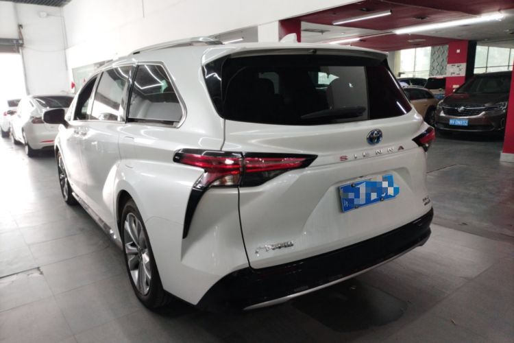 Used Toyota Sienna 2021 2.5L Hybrid Premium Edition