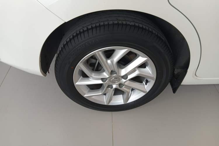 Used Nissan Tiida 2021 1.6L CVT Cool Edition
