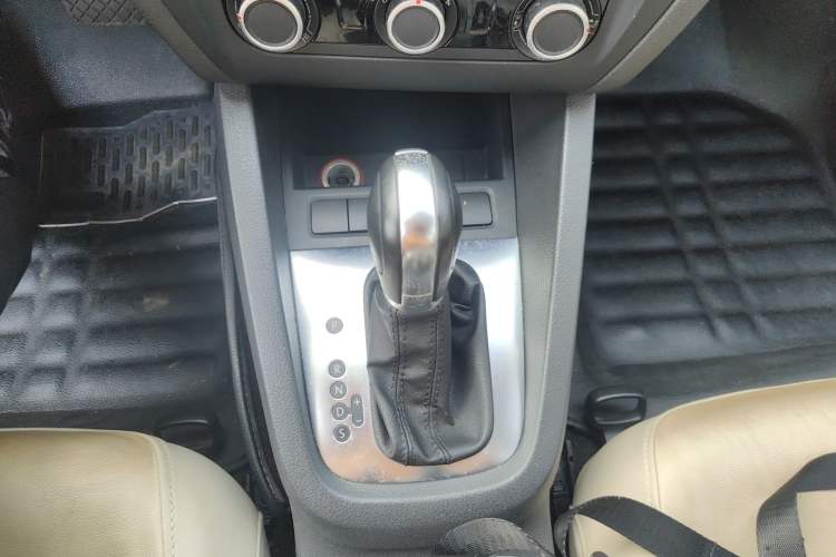 Used Volkswagen Sagitar 2014 Revised Version 1.6L Automatic Comfort Edition