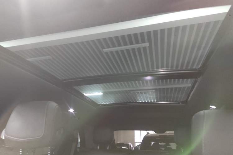 Used Cadillac XT5 2022 2.0T Two-Wheel Drive Luxury Version
