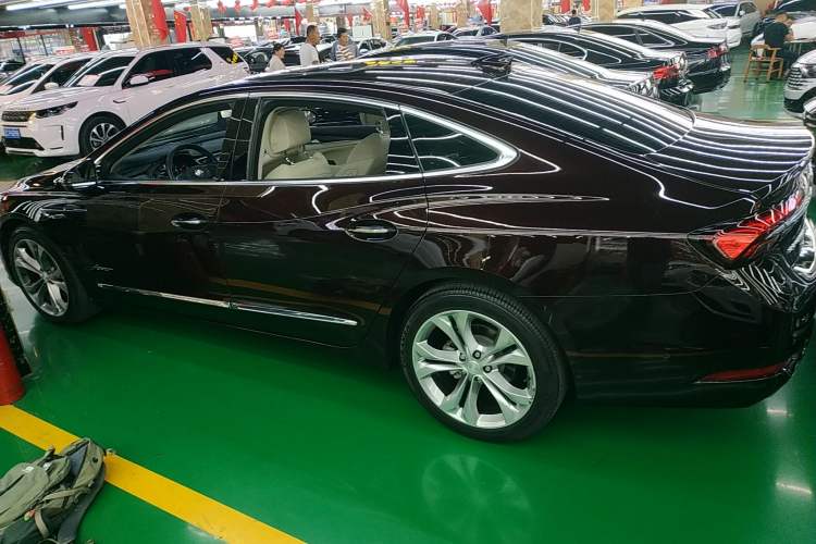 Used Buick LaCrosse 2022 Avenir Avia First Edition
