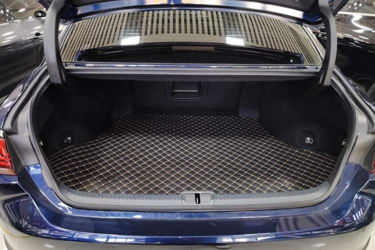 Used Lexus ES 2022 200 Excellence Edition
