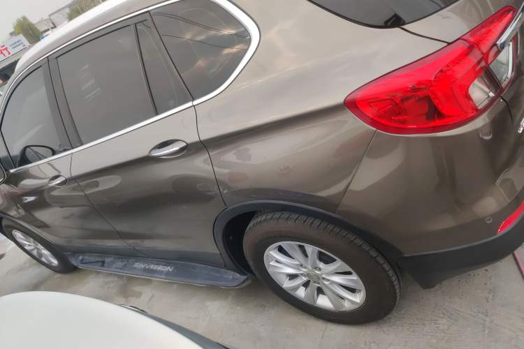 Used Buick Envision 2014 28T Four-Wheel Drive Luxury Model
