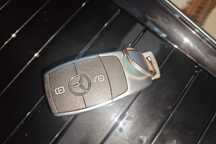 Used Mercedes-Benz GLB 2023 Refreshed GLB 200 Dynamic Edition
