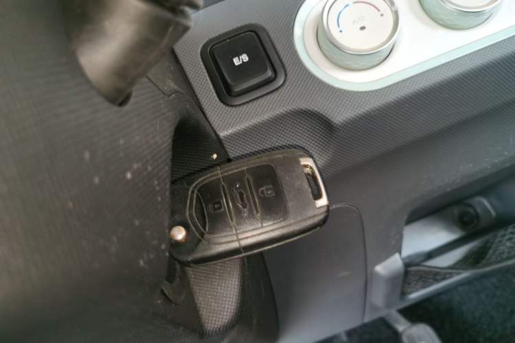 Used Wuling Hongguang MINIEV 2021 Macaron Premium Model – Lithium Iron Phosphate
