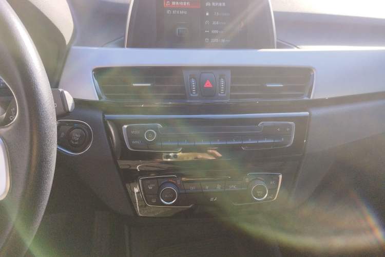 Used BMW X1 2018 sDrive20Li Leading Model
