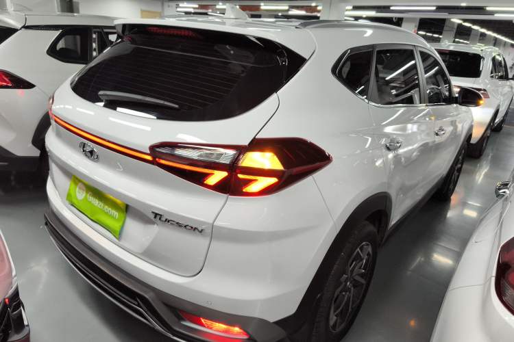 Used Hyundai Tucson 2020 280TGDi Two-Wheel-Drive GLS Smart Connectivity Version China VI Standard

