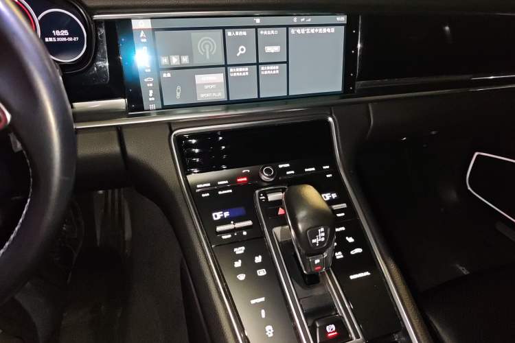 Used Porsche Panamera 2017 Panamera Executive Long Wheelbase 3.0T
