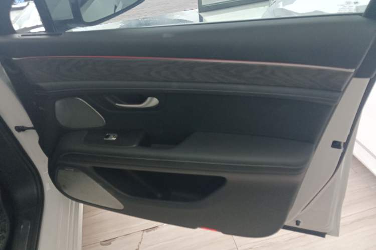 Used Hima AITO M5 2022 Extended-Range Four-Wheel Drive Performance Version
