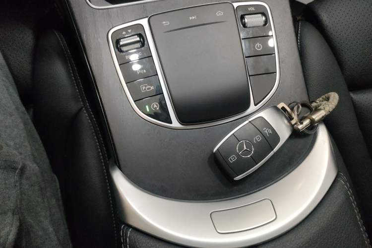 Used Mercedes-Benz C-Class 2020 Restyled C 200 L Fashion Edition Sport Version