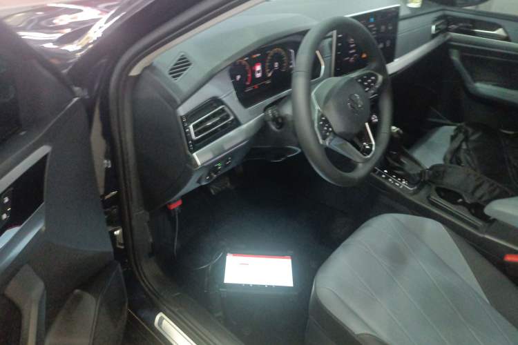 Used Volkswagen Lavida 2024 1.5L Automatic 5 Million Edition