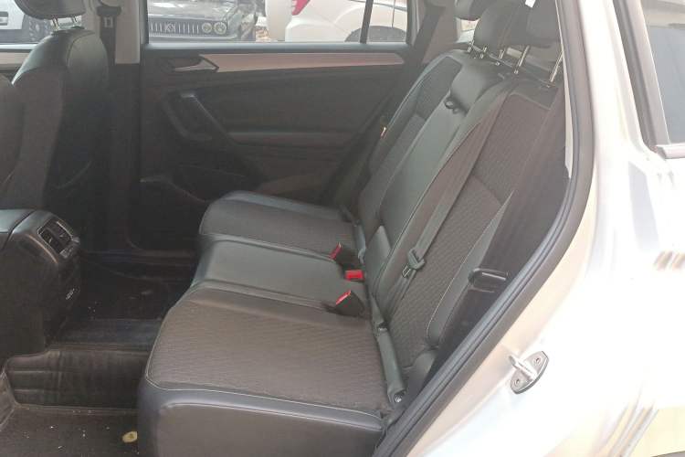 Used Volkswagen Tiguan L 2021 330TSI Automatic Two-Wheel Drive Comfort Edition
