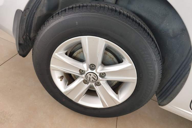 Used Volkswagen Jetta 2013 1.6L Automatic Fashion Model
