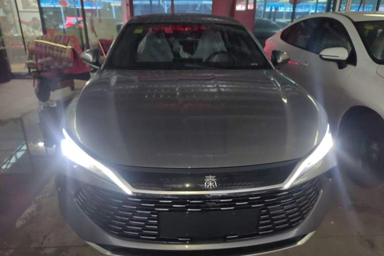 Used BYD Qin L 2024 DM-i 80KM Leading Model
