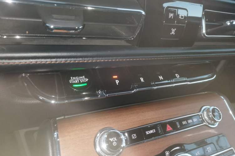 Used Lincoln Aviator 2020 3.0T V6 Four-Wheel Drive Premium Edition