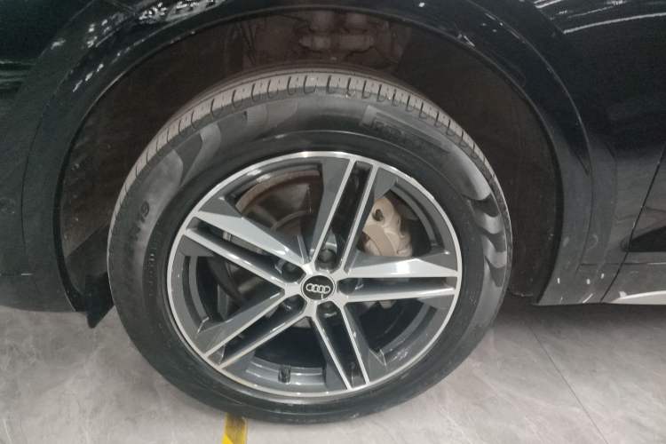 Used Audi Q5L Sportback 2022 40 TFSI Fashion Model
