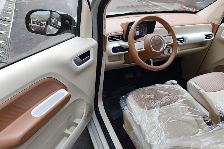 Used Wuling Hongguang MINIEV 2024 3rd Generation 215km Youth Edition
