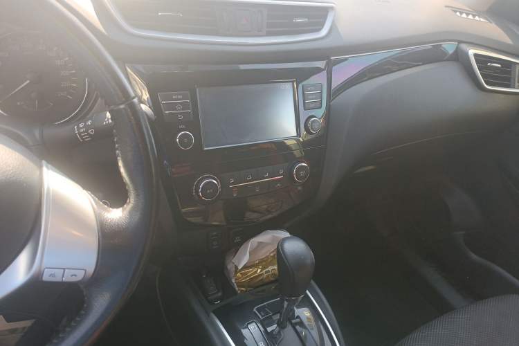 Used Nissan Qashqai 2017 2.0L CVT Smart Enjoyment Version China V Standard
